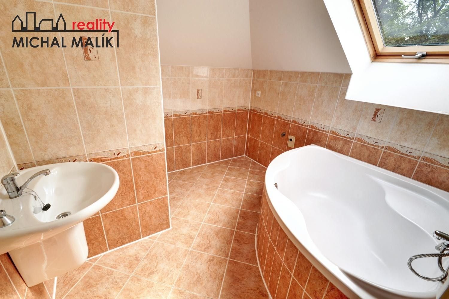 Pronájem bytu 3+kk 71 m² - foto 6