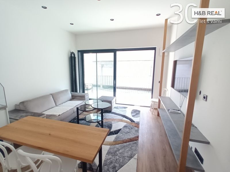Pronájem bytu 2+kk 60 m² - foto 3