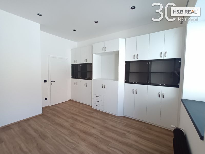 Pronájem bytu 2+kk 60 m² - foto 6