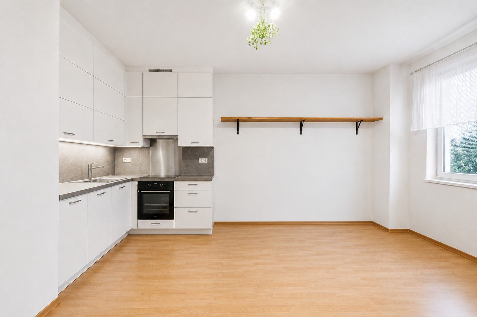 Pronájem bytu 2+kk 49 m² - foto 3