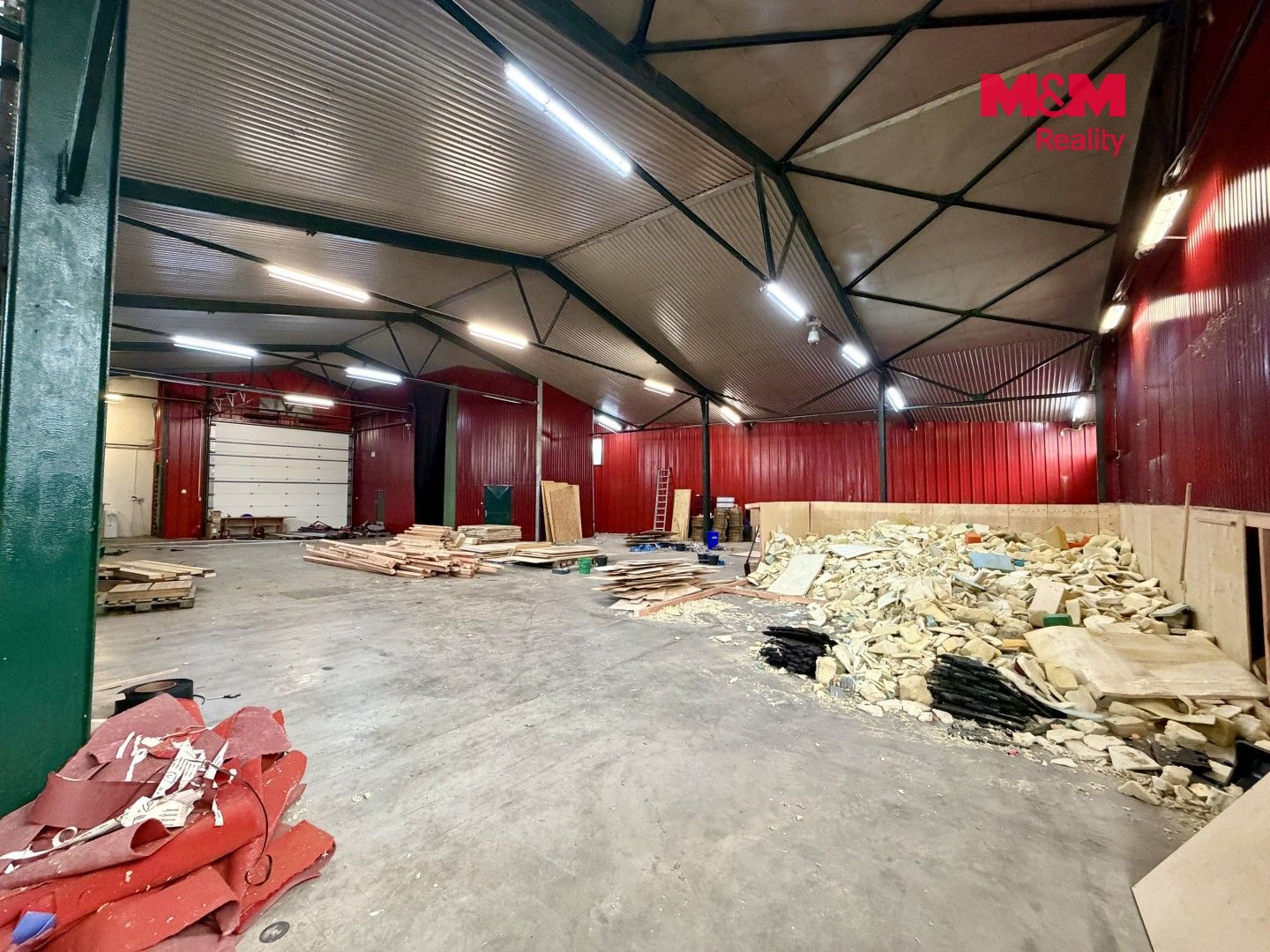 Pronájem komerčního prostoru 1000 m² - foto 3