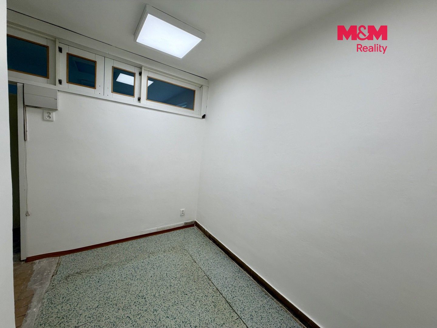 Pronájem komerčního prostoru 25 m² - foto 4