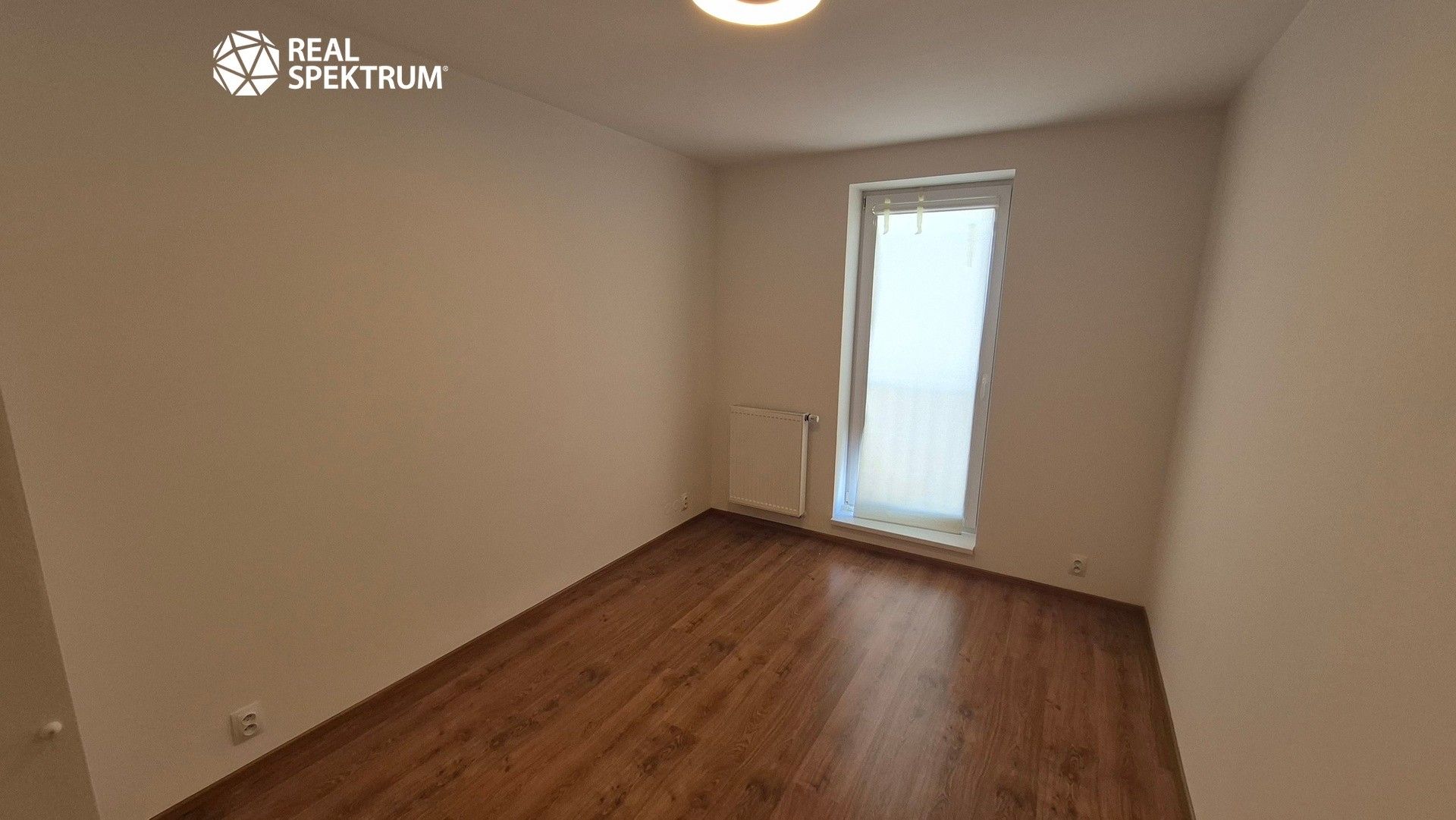 Pronájem bytu 3+kk 74 m² - foto 8
