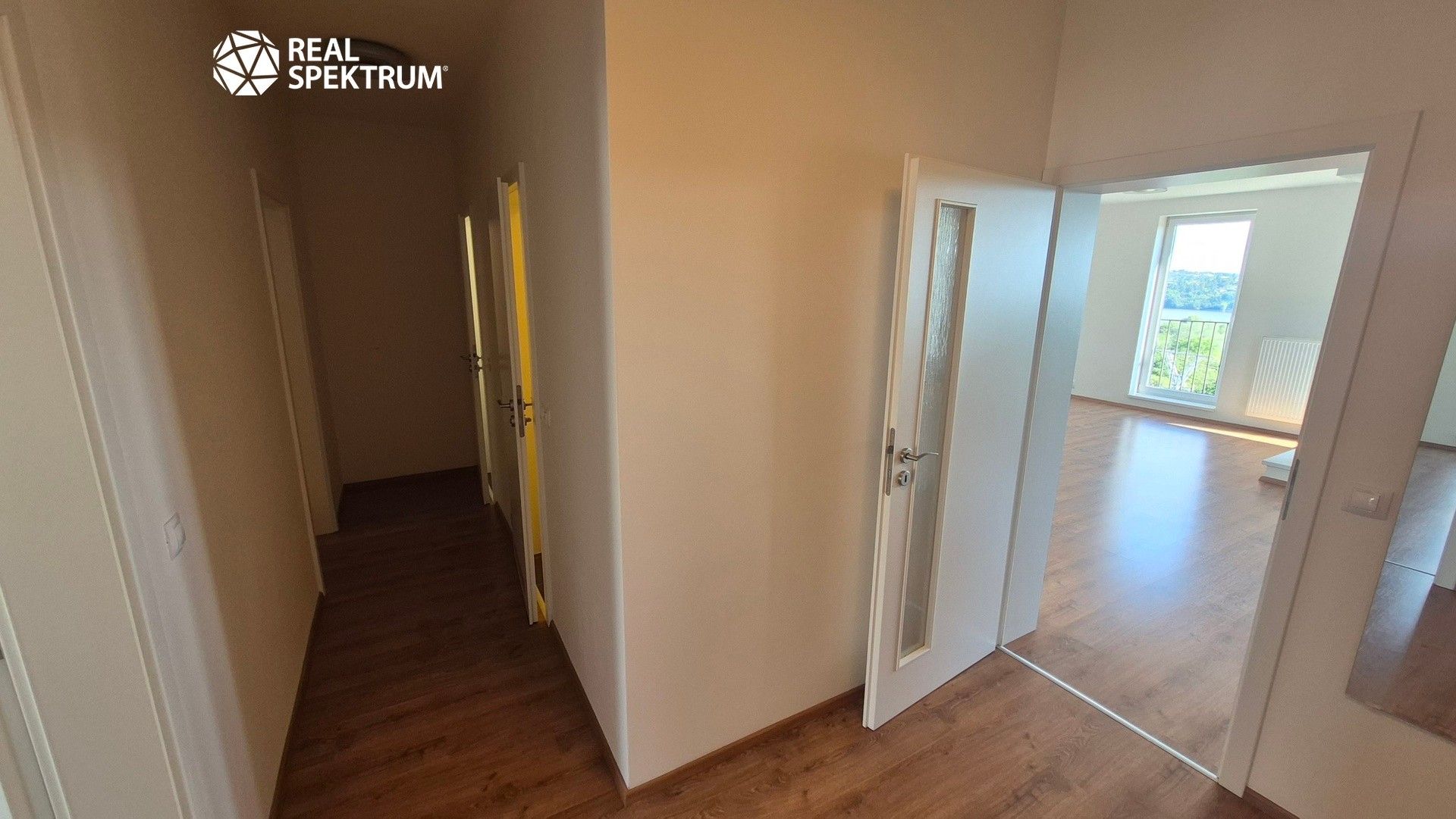 Pronájem bytu 3+kk 74 m² - foto 10