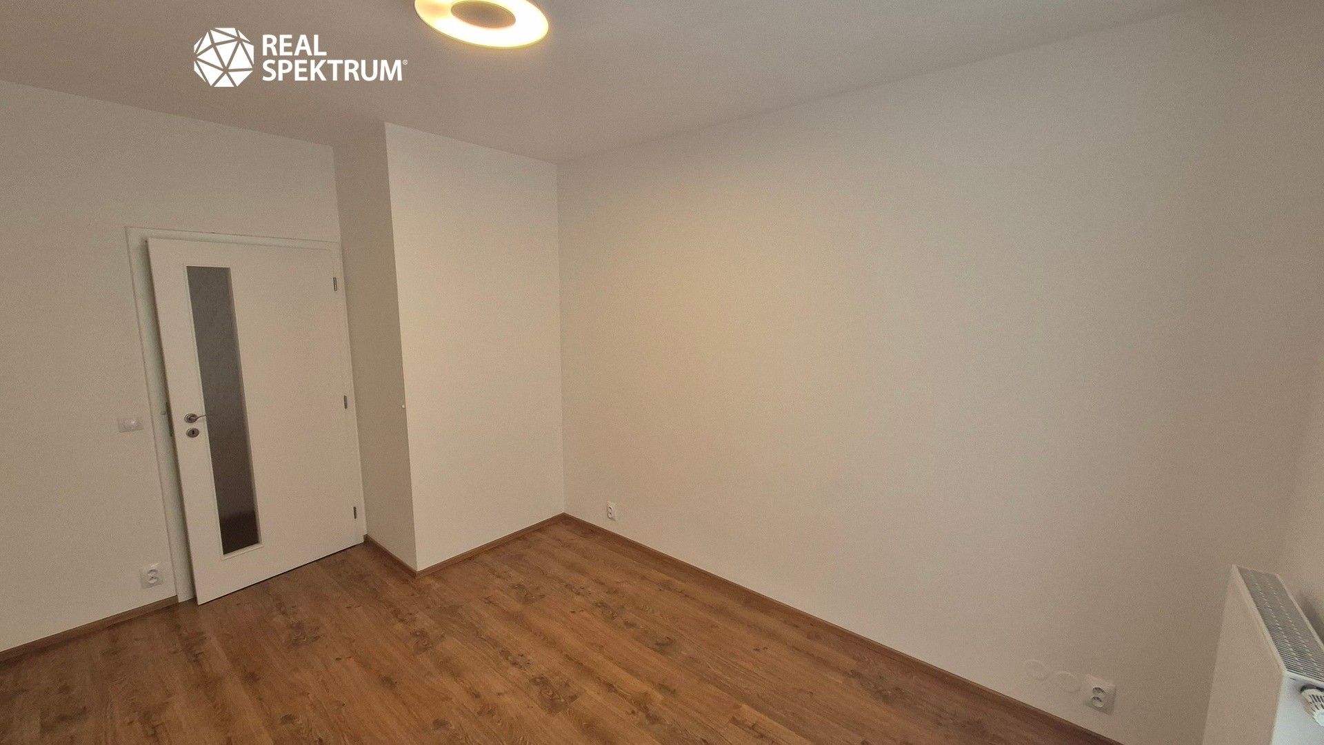 Pronájem bytu 3+kk 74 m² - foto 9