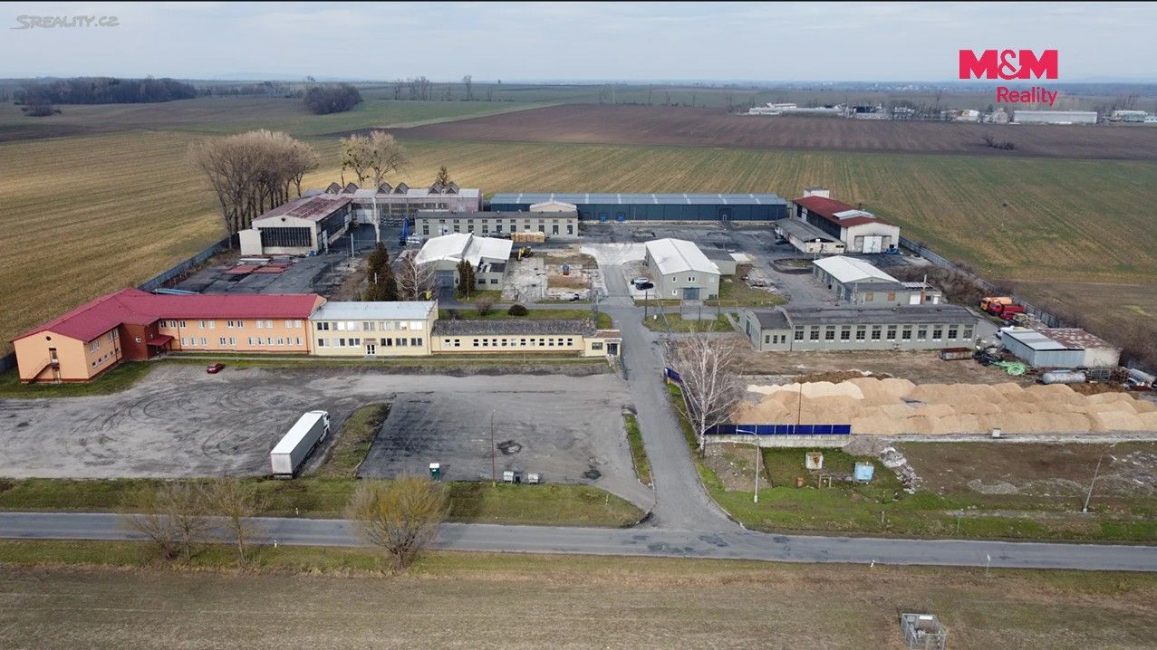 Pronájem komerčního prostoru 2174 m² - foto 2