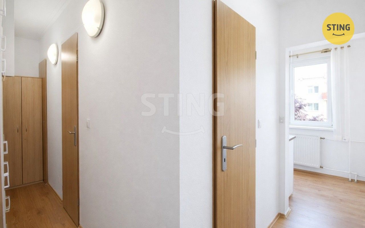 Pronájem bytu 1+1 37 m² - foto 16