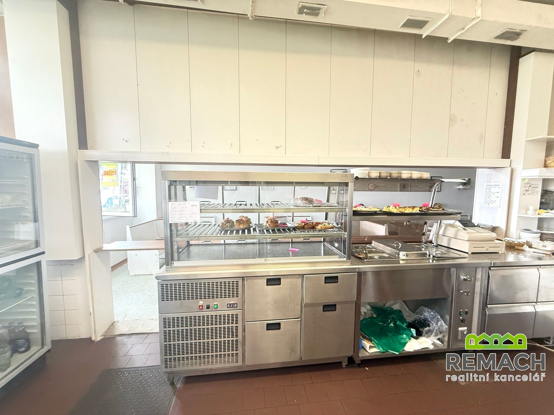 Pronájem komerčního prostoru 222 m² - foto 16