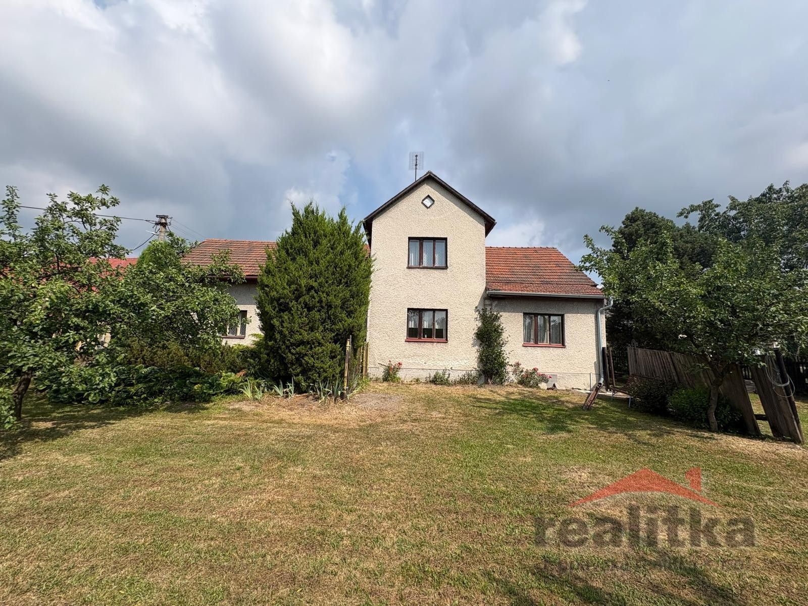 Prodej domu 843 m² - foto 1