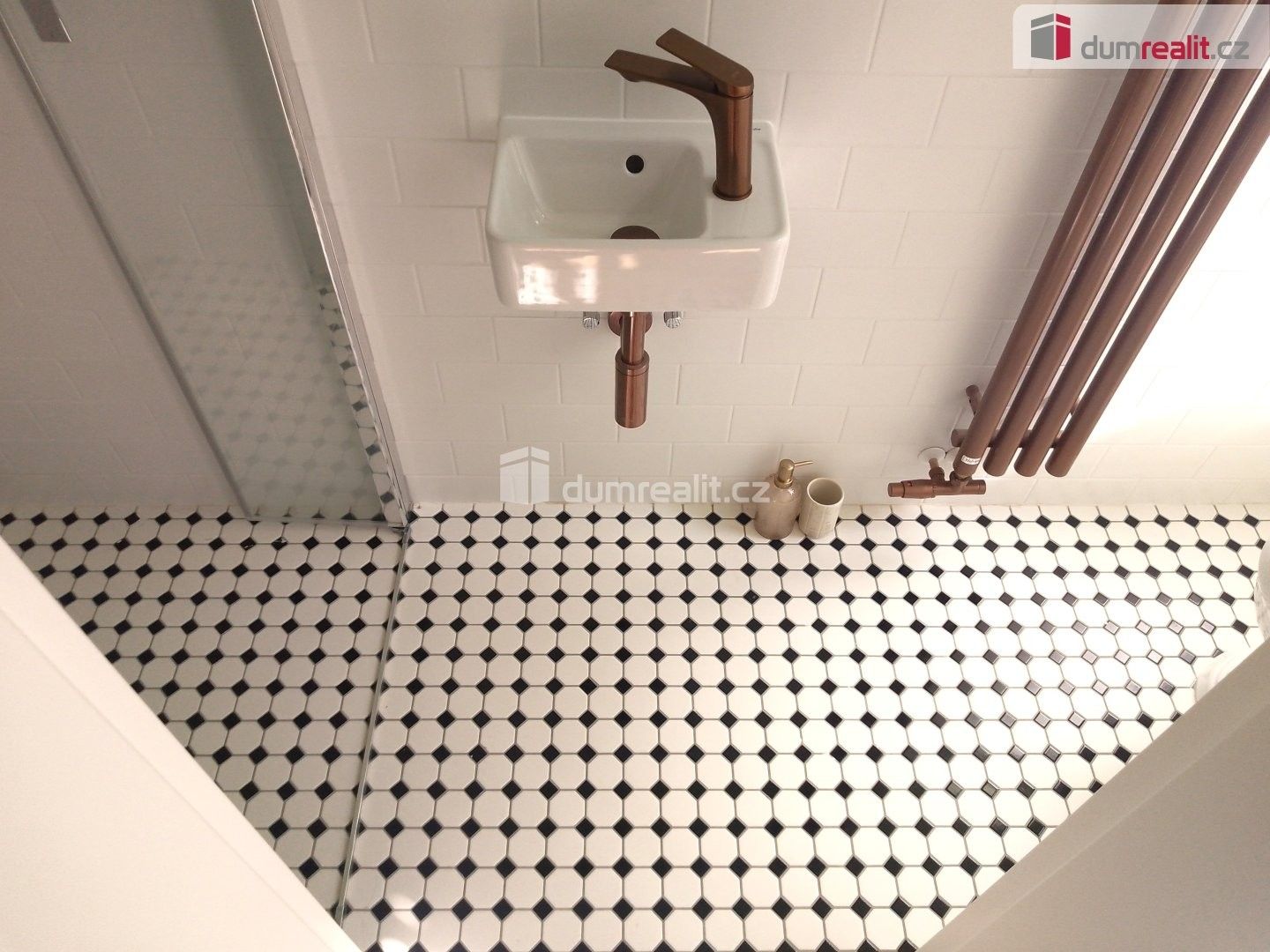 Pronájem bytu 2+kk 33 m² - foto 10