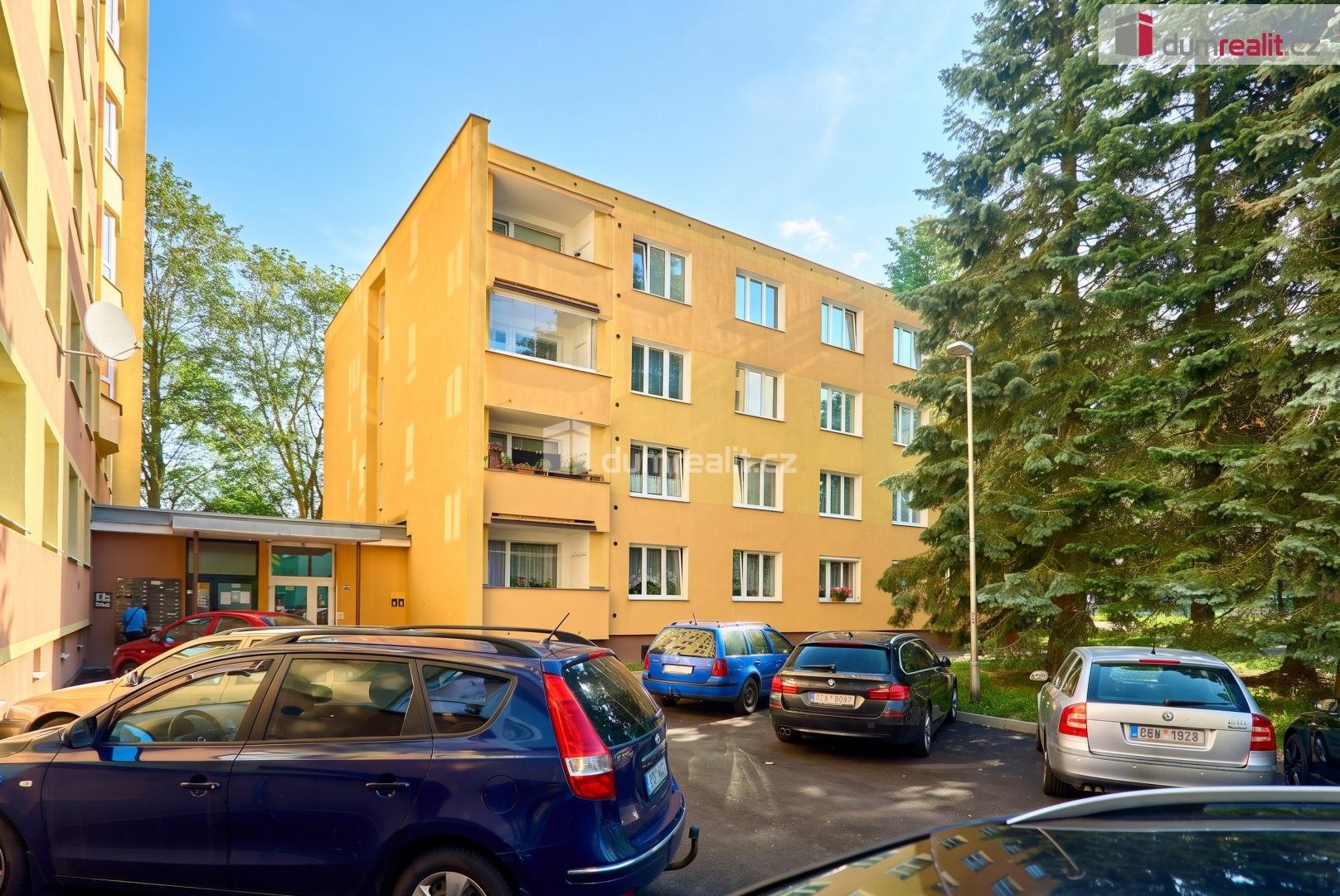 Prodej bytu 1+1 42 m² - foto 1