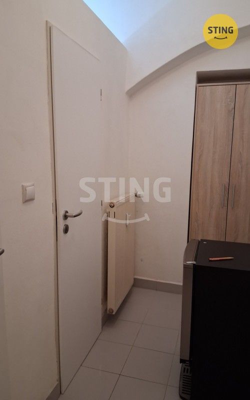 Pronájem komerčního prostoru 58 m² - foto 4
