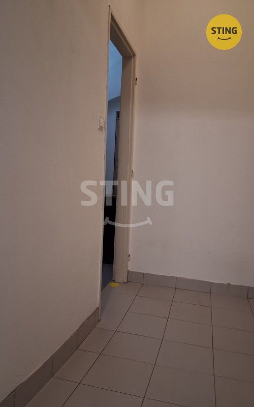 Pronájem komerčního prostoru 58 m² - foto 5