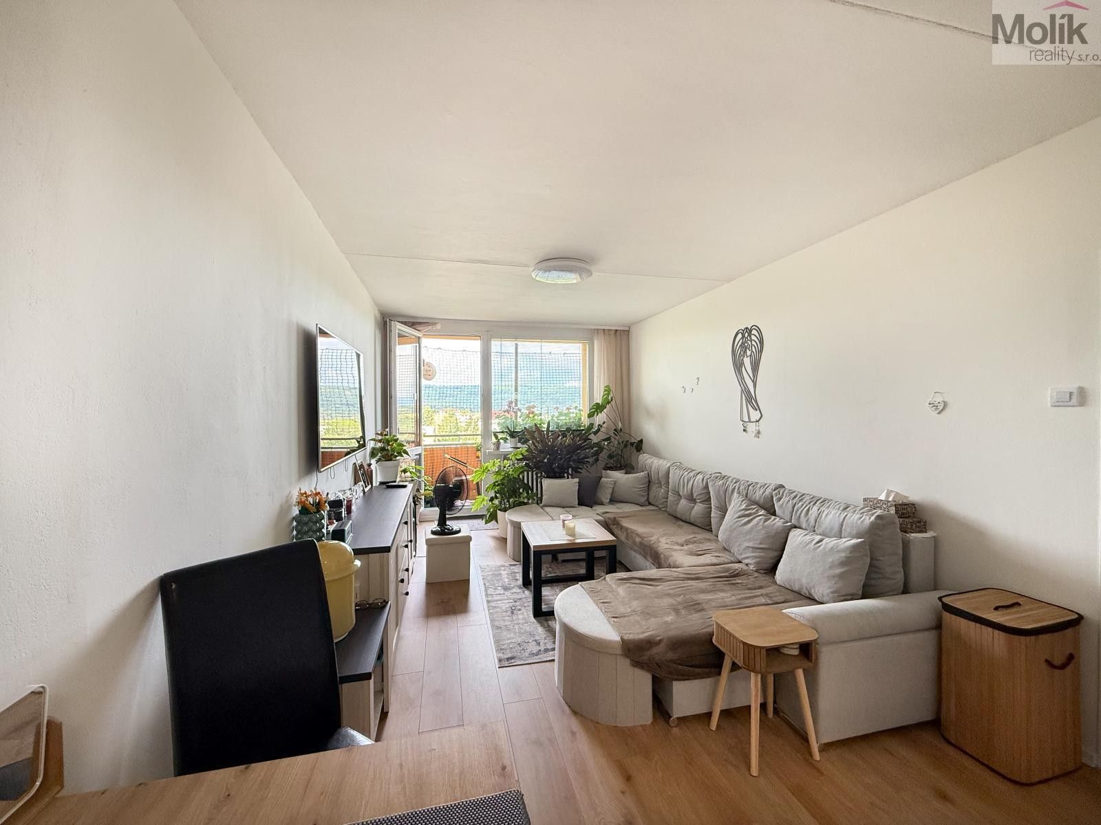Pronájem bytu 2+kk 49 m² - foto 3