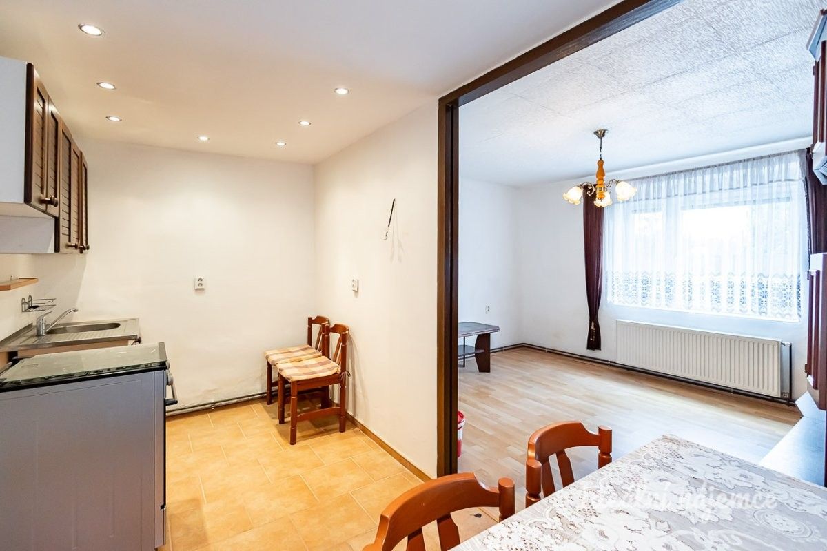 Pronájem bytu 2+1 41 m² - foto 1