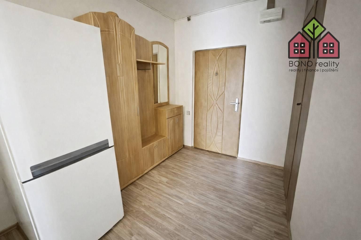 Pronájem bytu 3+1 75 m² - foto 9