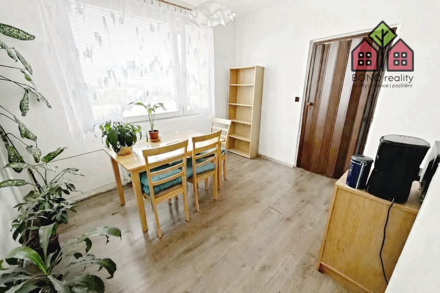 Pronájem bytu 3+1 75 m² - foto 15