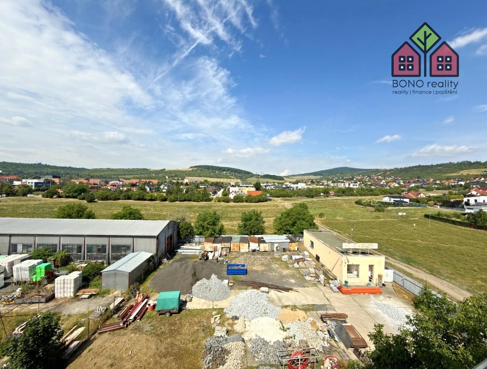 Pronájem bytu 3+1 75 m² - foto 19