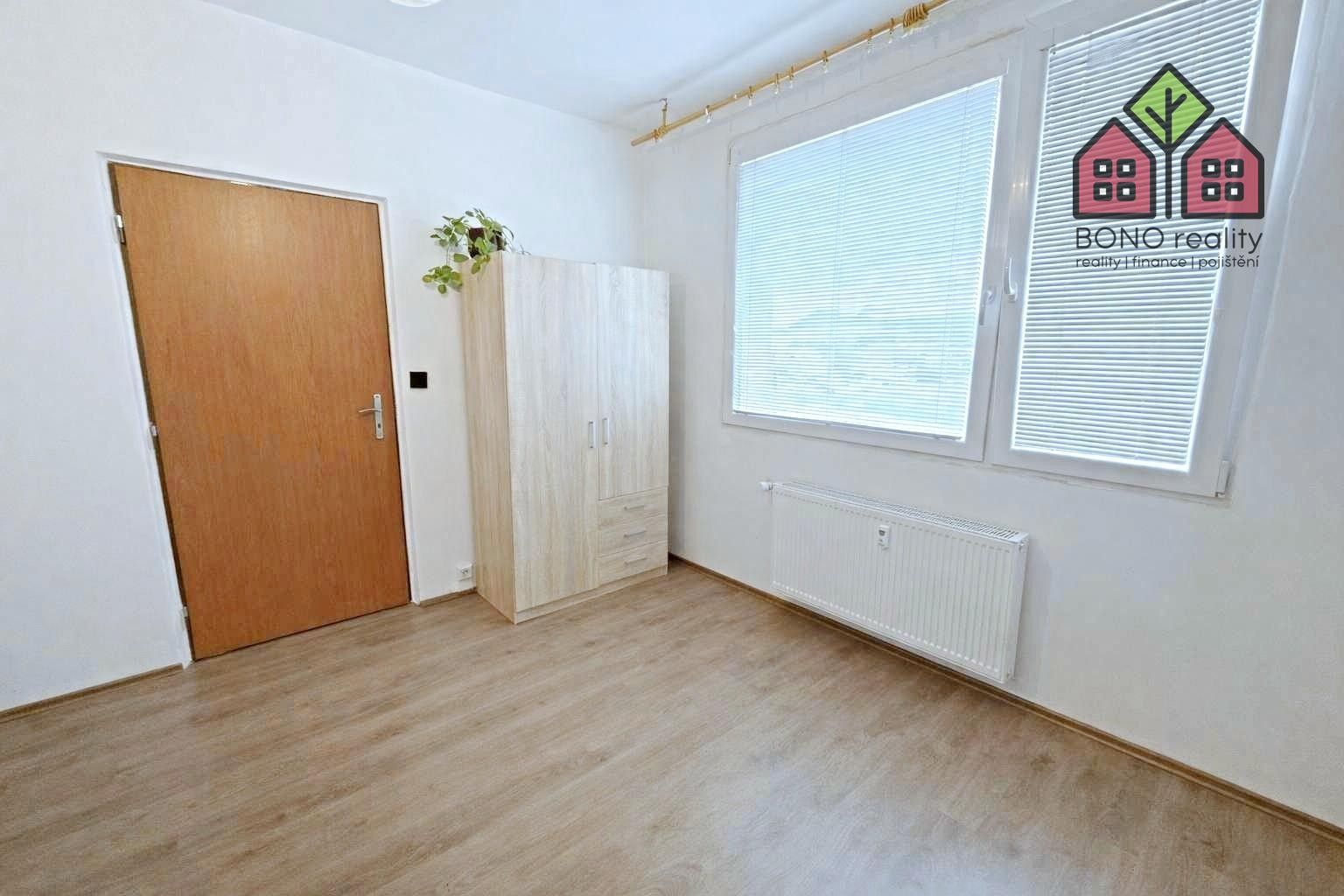 Pronájem bytu 3+1 75 m² - foto 23