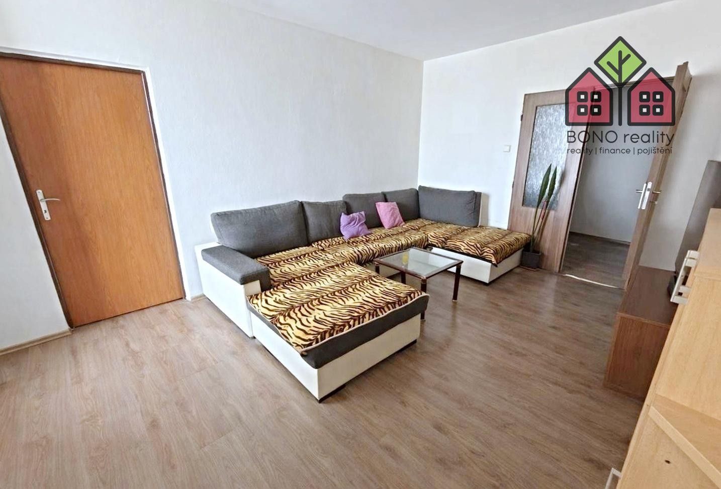 Pronájem bytu 3+1 75 m² - foto 17