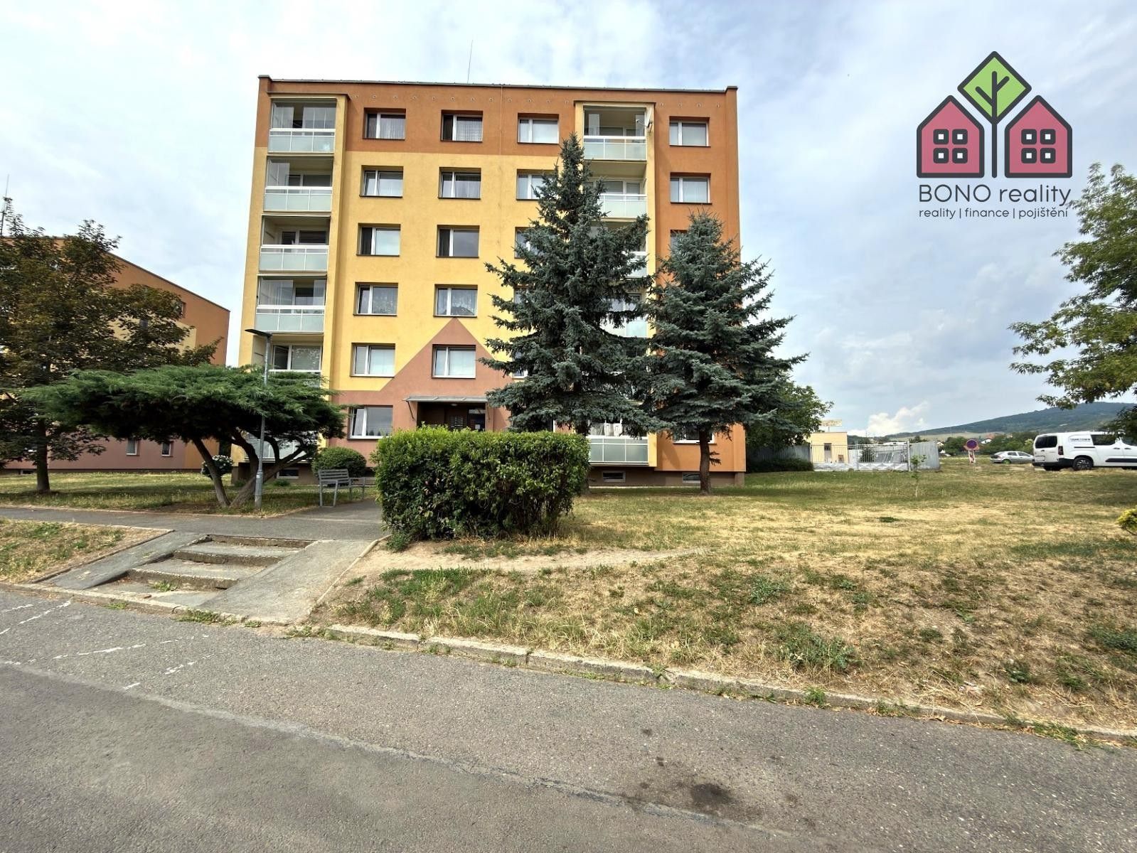 Pronájem bytu 3+1 75 m² - foto 30