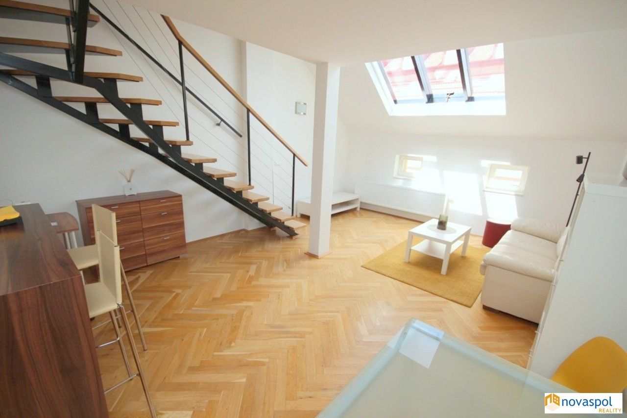 Pronájem bytu 2+kk 84 m² - foto 7