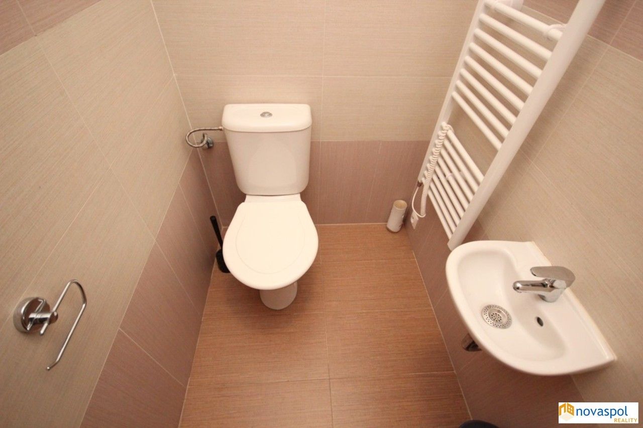 Pronájem bytu 2+kk 84 m² - foto 11