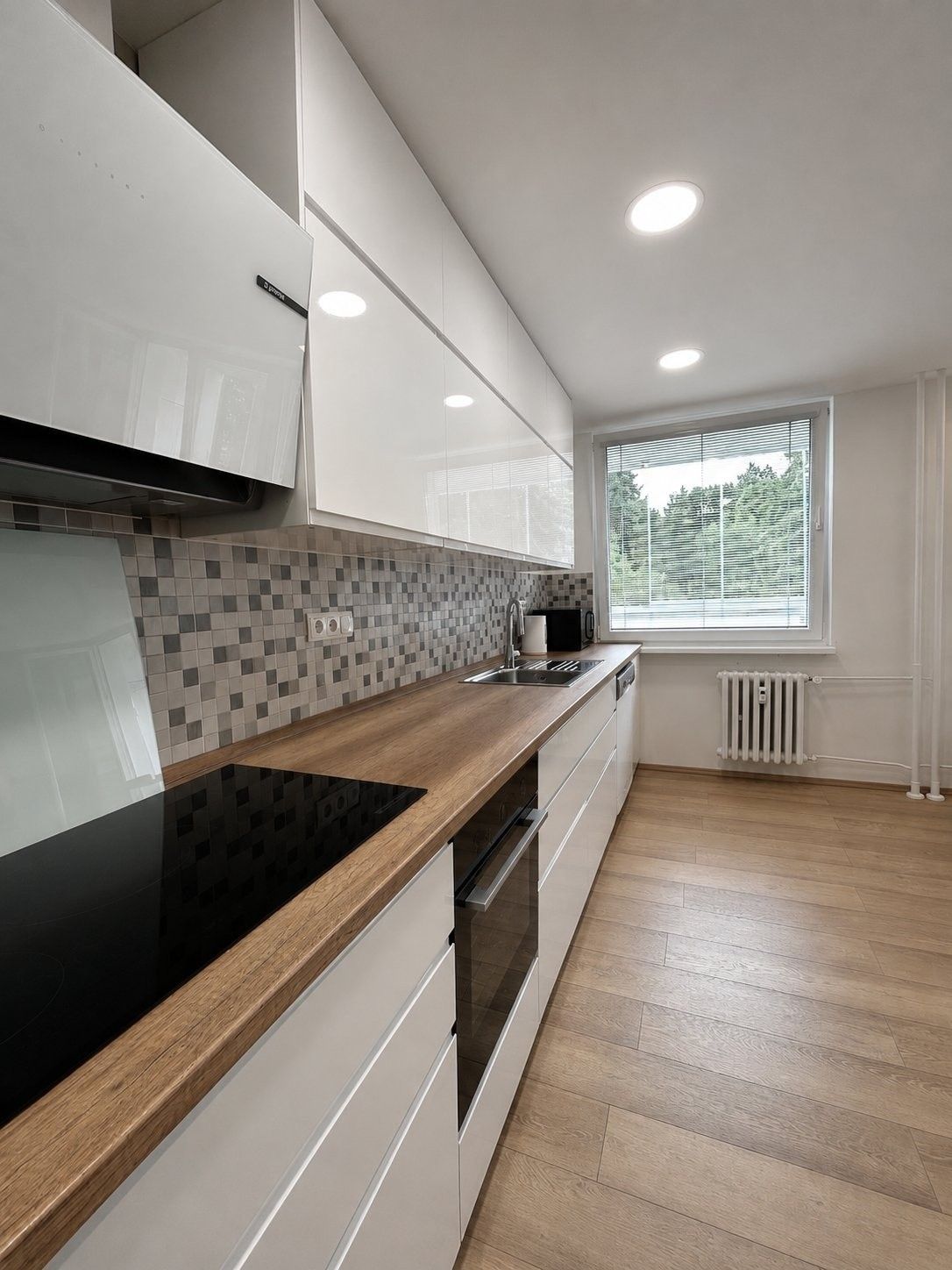 Pronájem bytu 3+kk 71 m² - foto 2