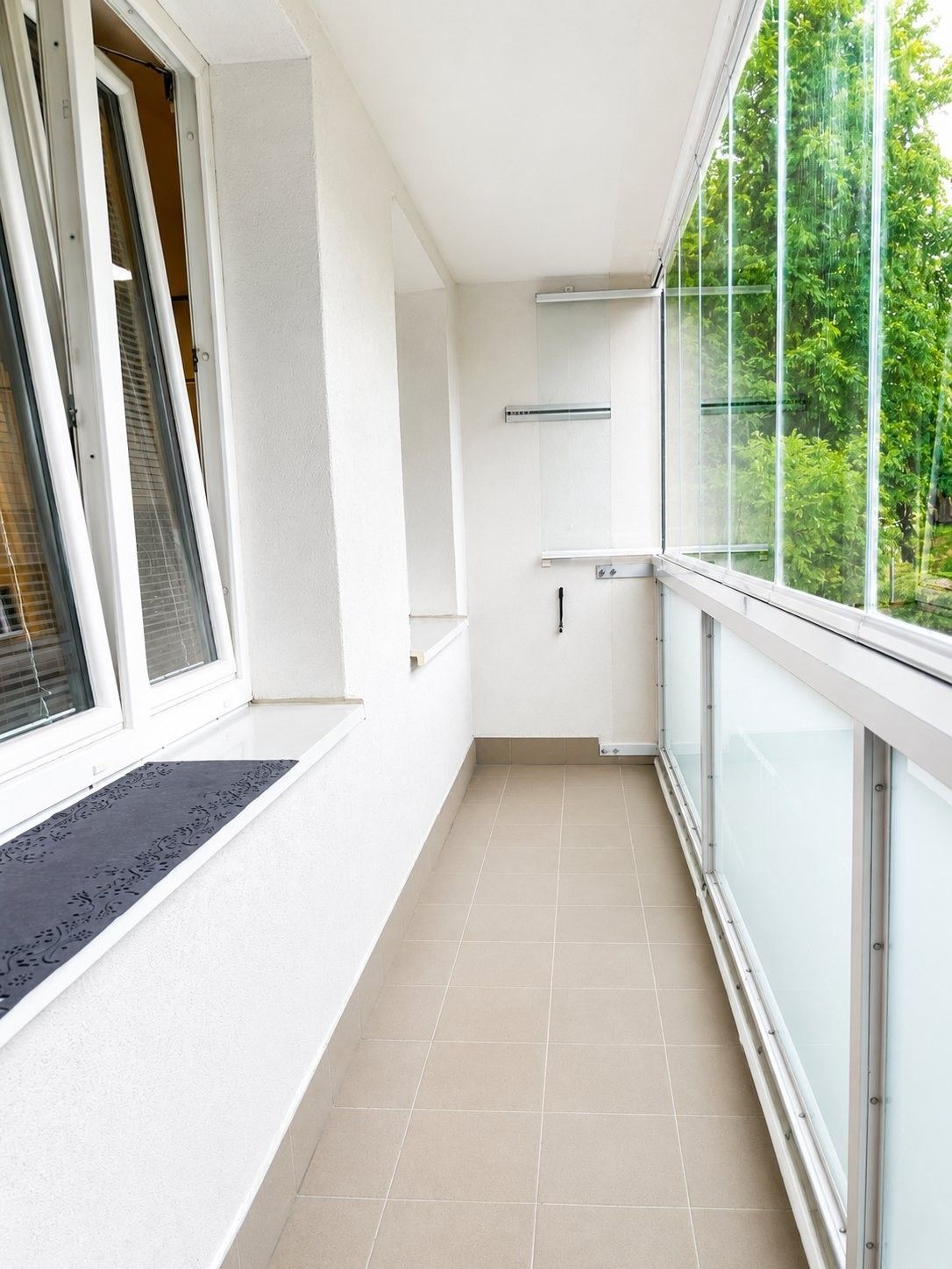 Pronájem bytu 3+kk 71 m² - foto 5