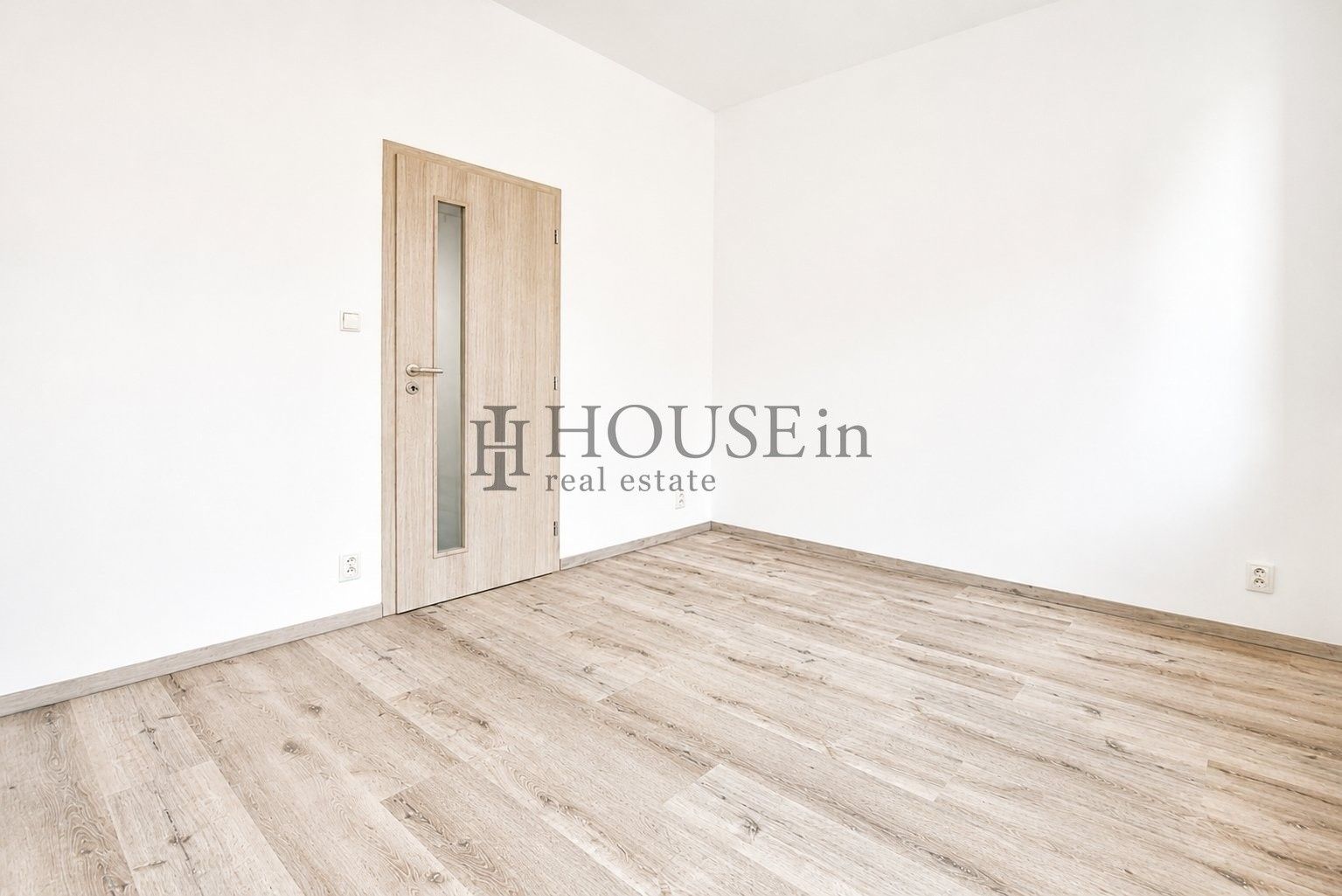 Pronájem bytu 2+kk 60 m² - foto 5