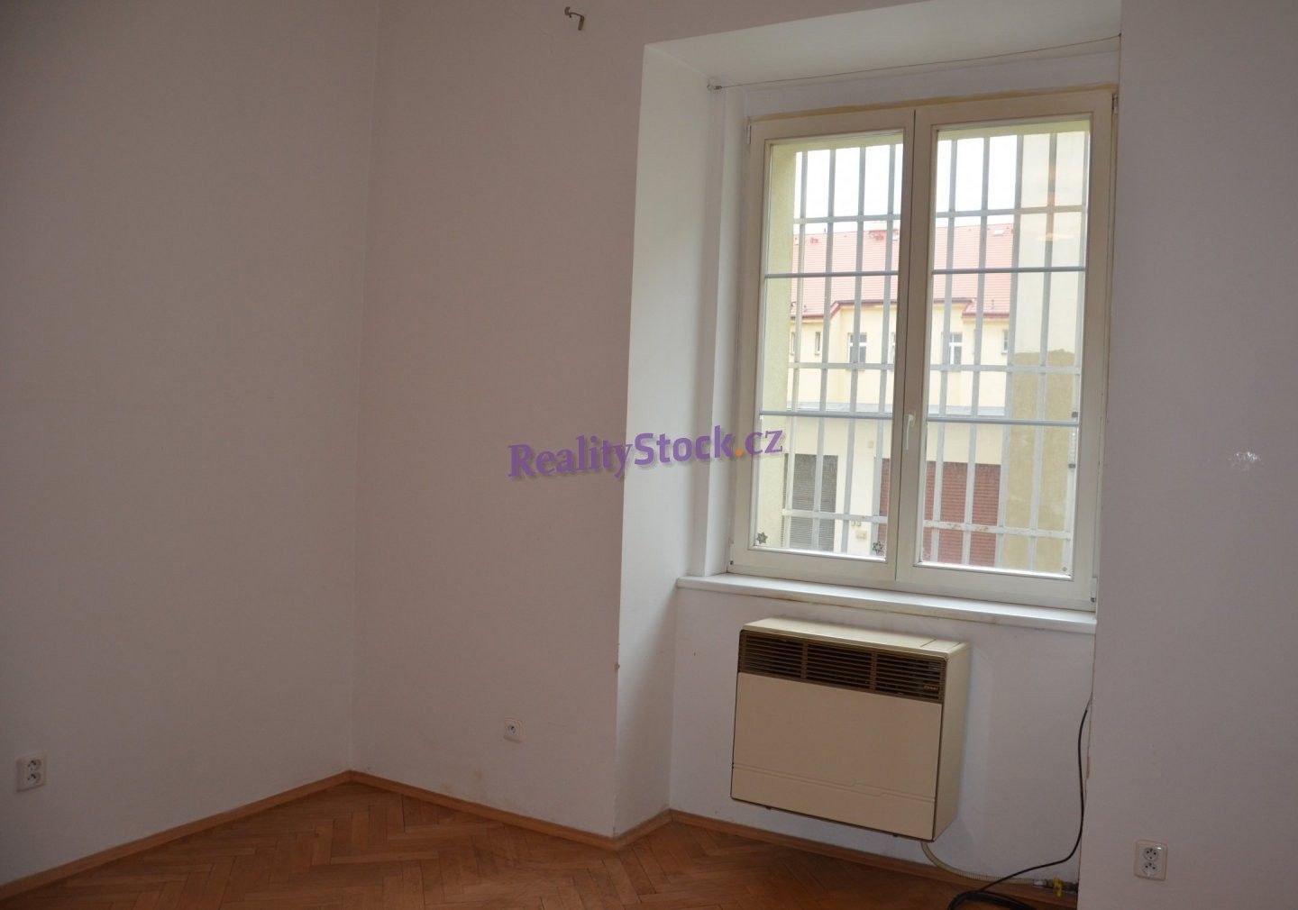 Pronájem bytu 1+kk 32 m² - foto 3