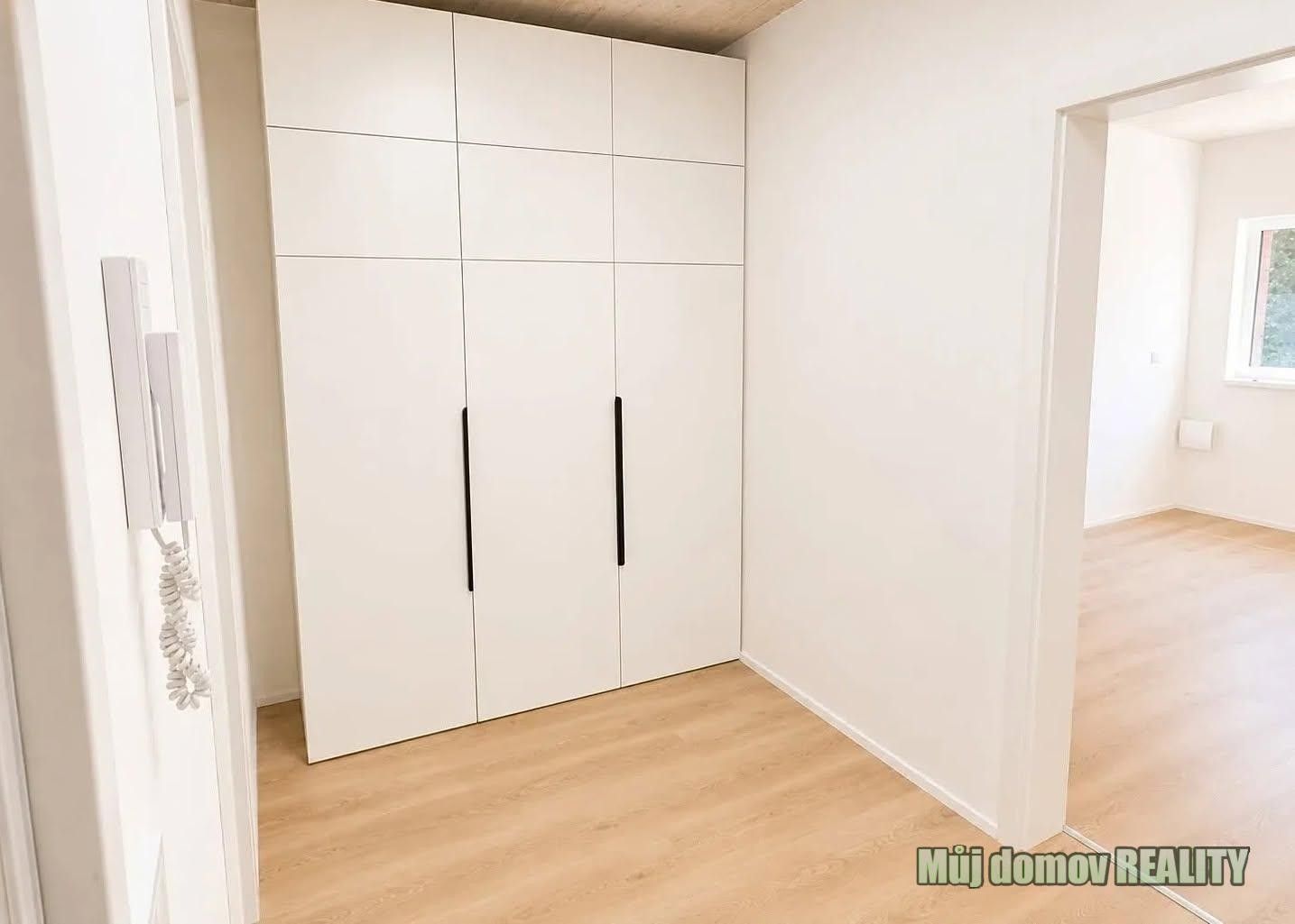 Pronájem bytu 2+kk 55 m² - foto 8