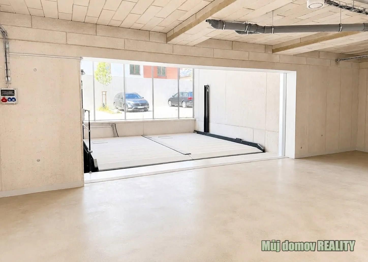 Pronájem bytu 2+kk 55 m² - foto 11