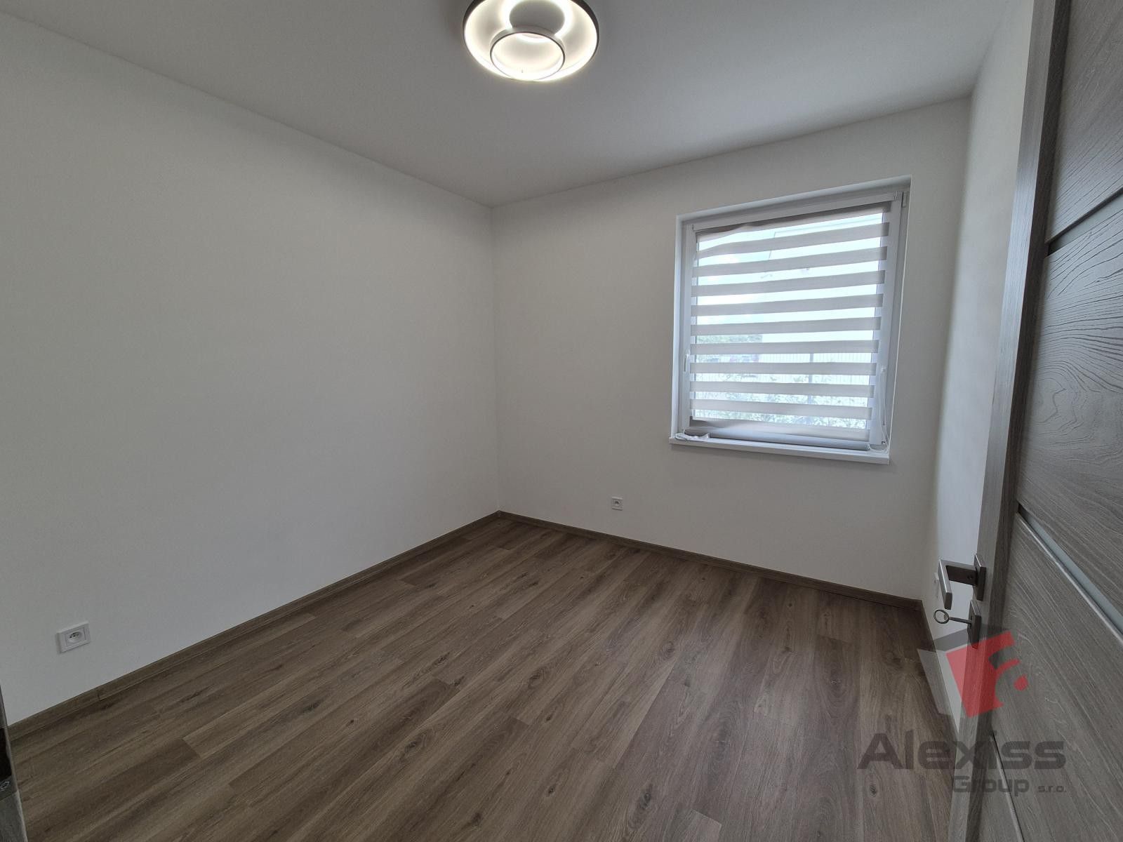 Pronájem domu 158 m² - foto 12