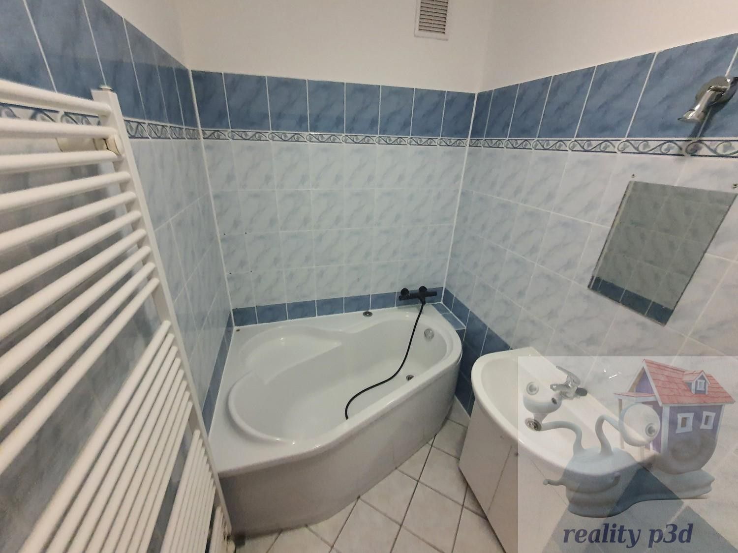 Pronájem bytu 3+1 69 m² - foto 5