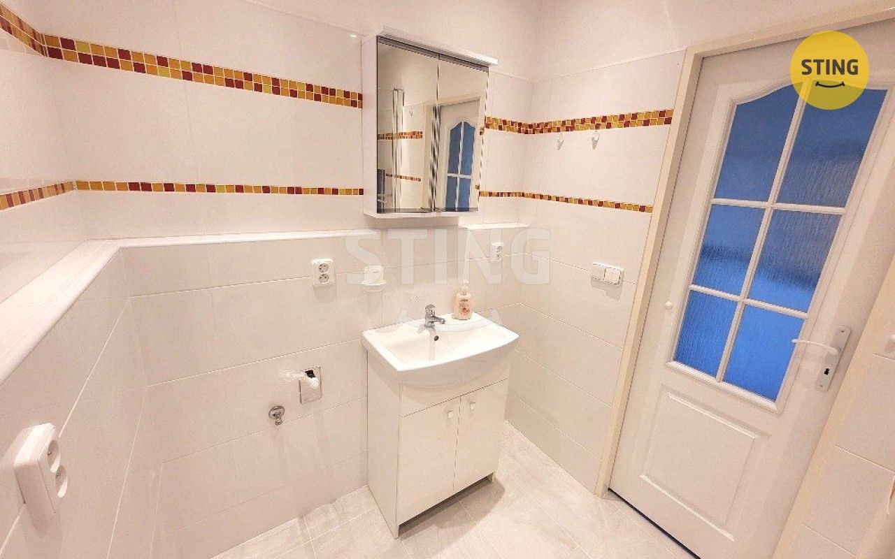 Pronájem bytu 1+1 40 m² - foto 5