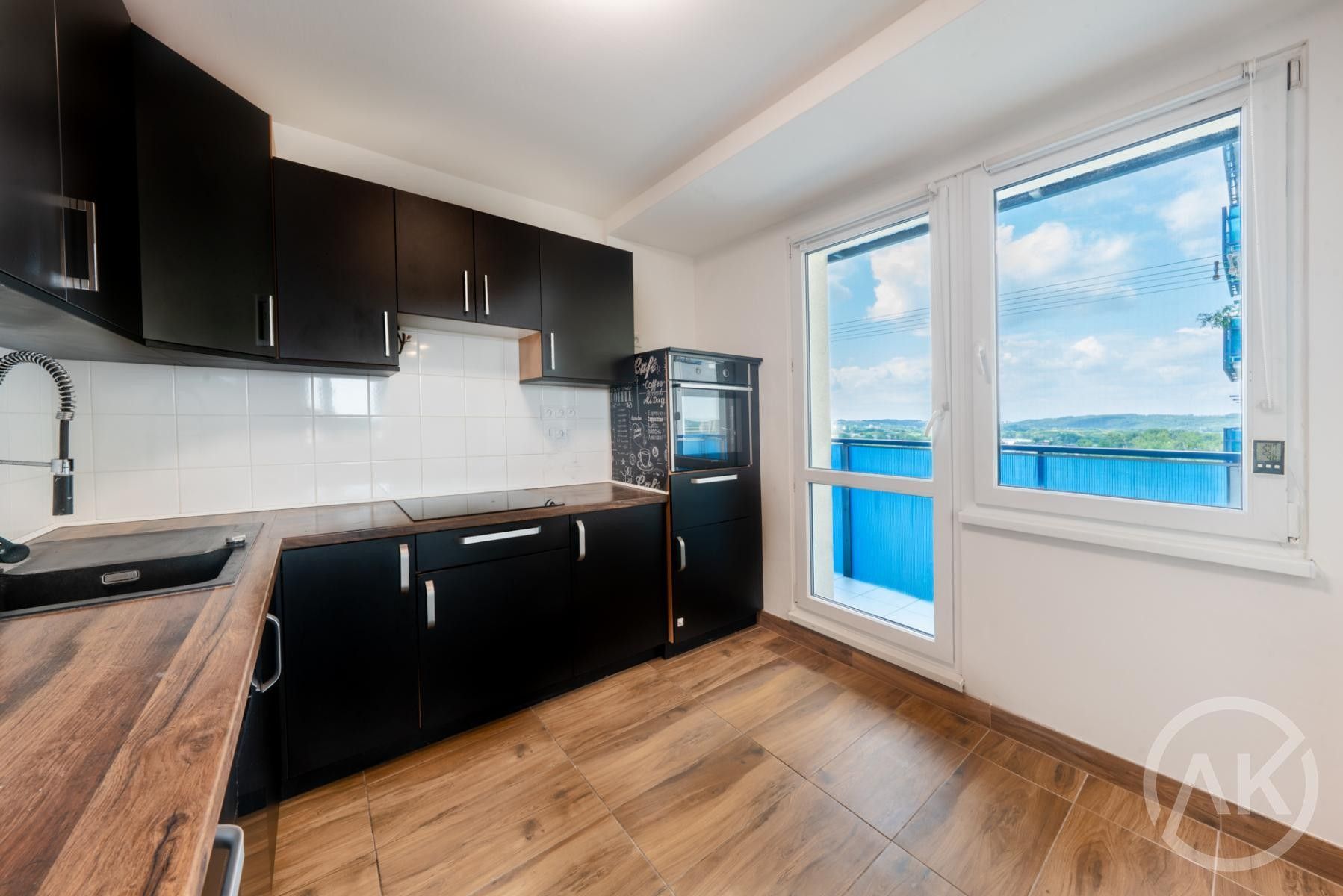 Prodej bytu 3+1 76 m² - foto 2