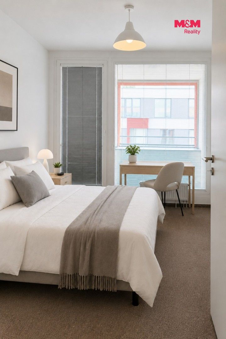 Pronájem bytu 3+kk 80 m² - foto 3