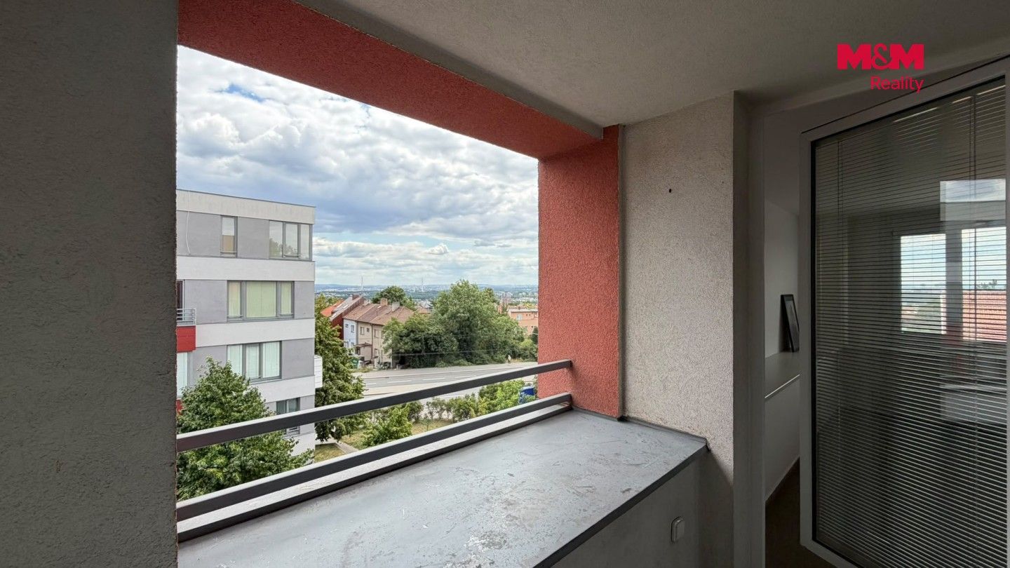 Pronájem bytu 3+kk 80 m² - foto 11