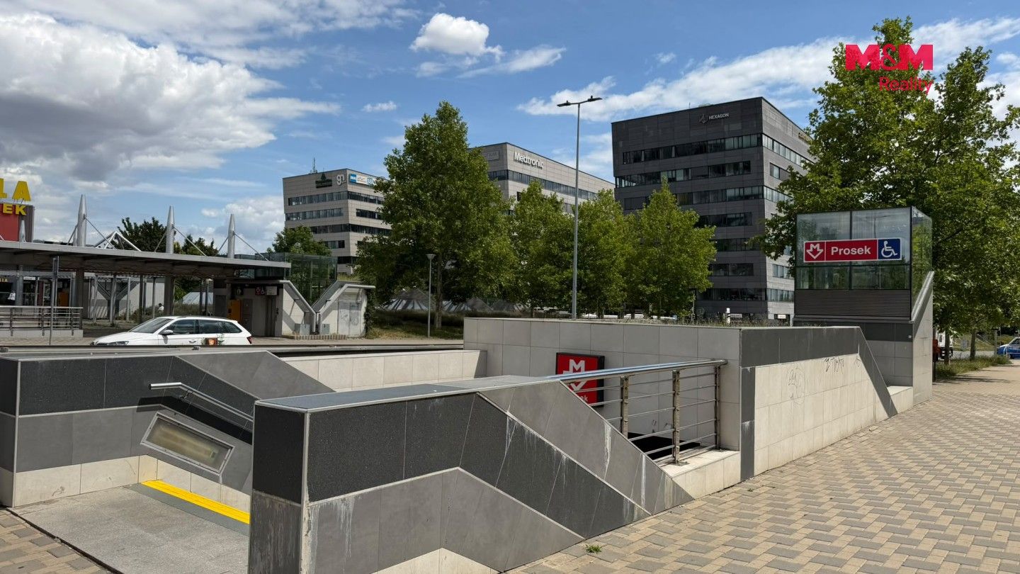 Pronájem bytu 3+kk 80 m² - foto 13