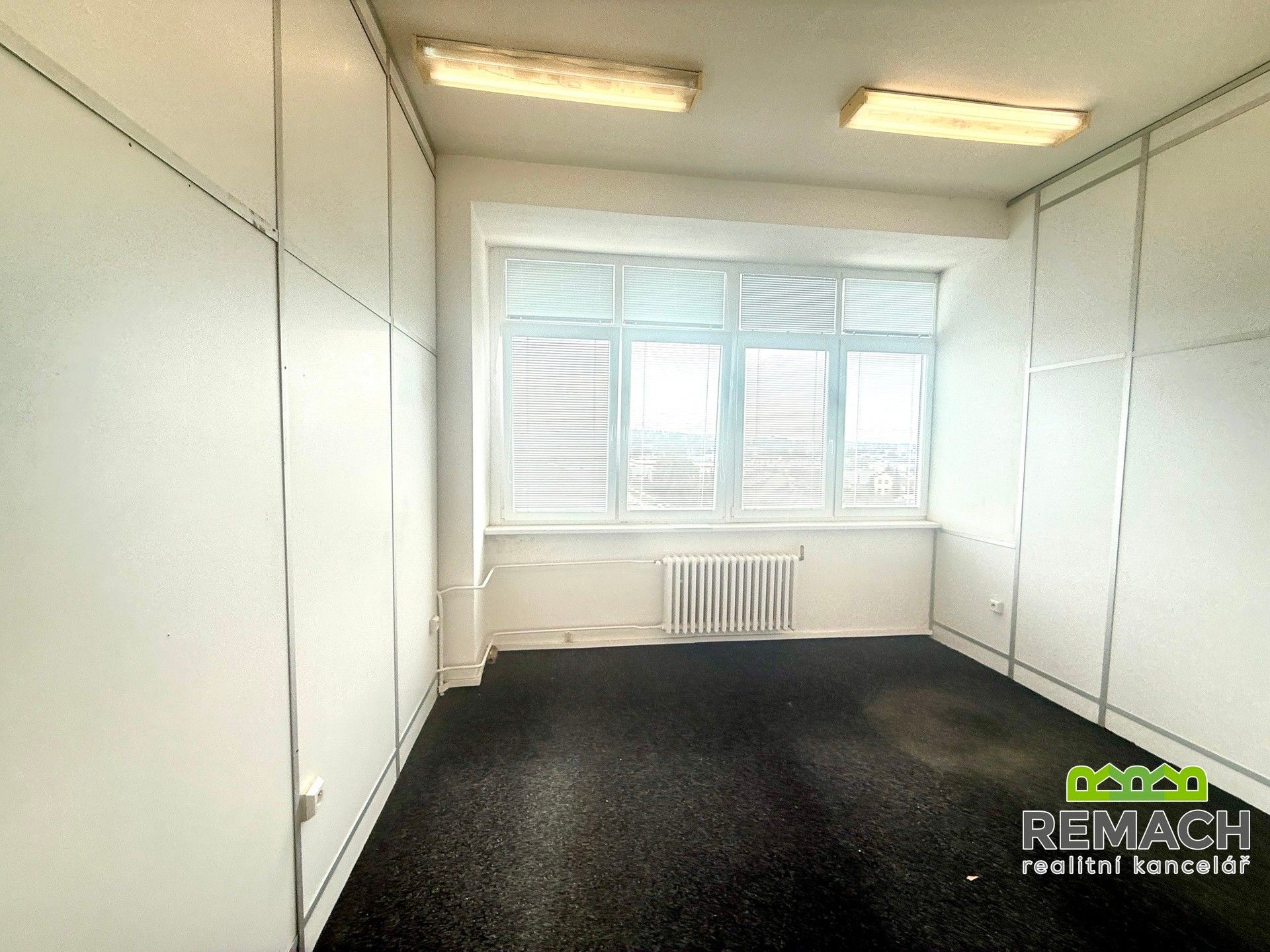 Pronájem komerčního prostoru 20 m² - foto 8