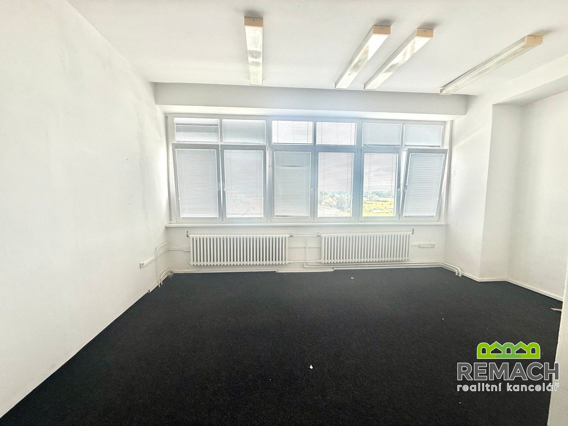 Pronájem komerčního prostoru 20 m² - foto 7