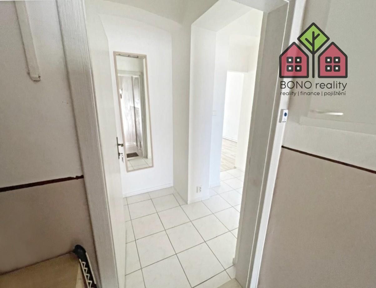 Pronájem bytu 3+1 75 m² - foto 17