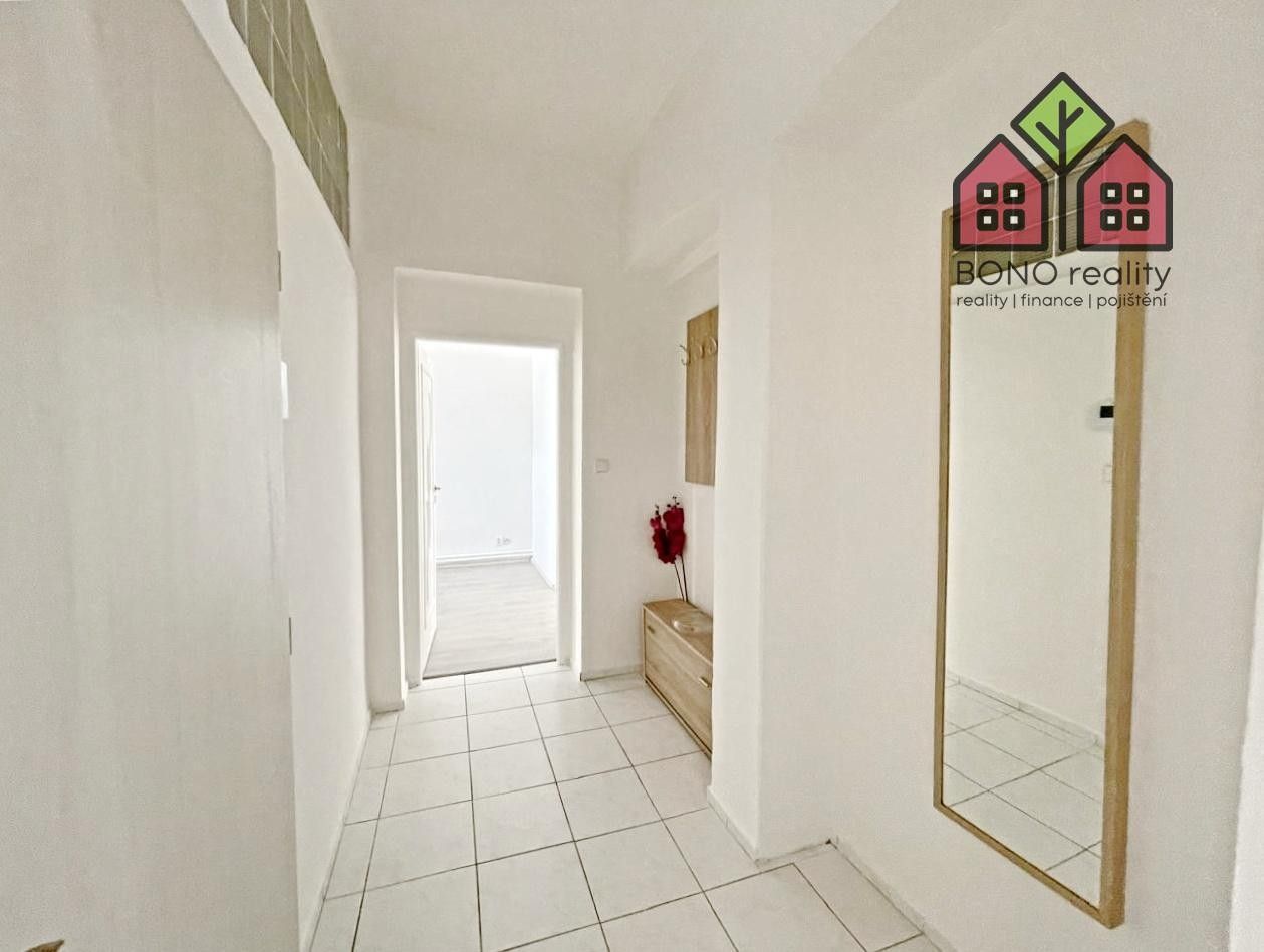Pronájem bytu 3+1 75 m² - foto 18