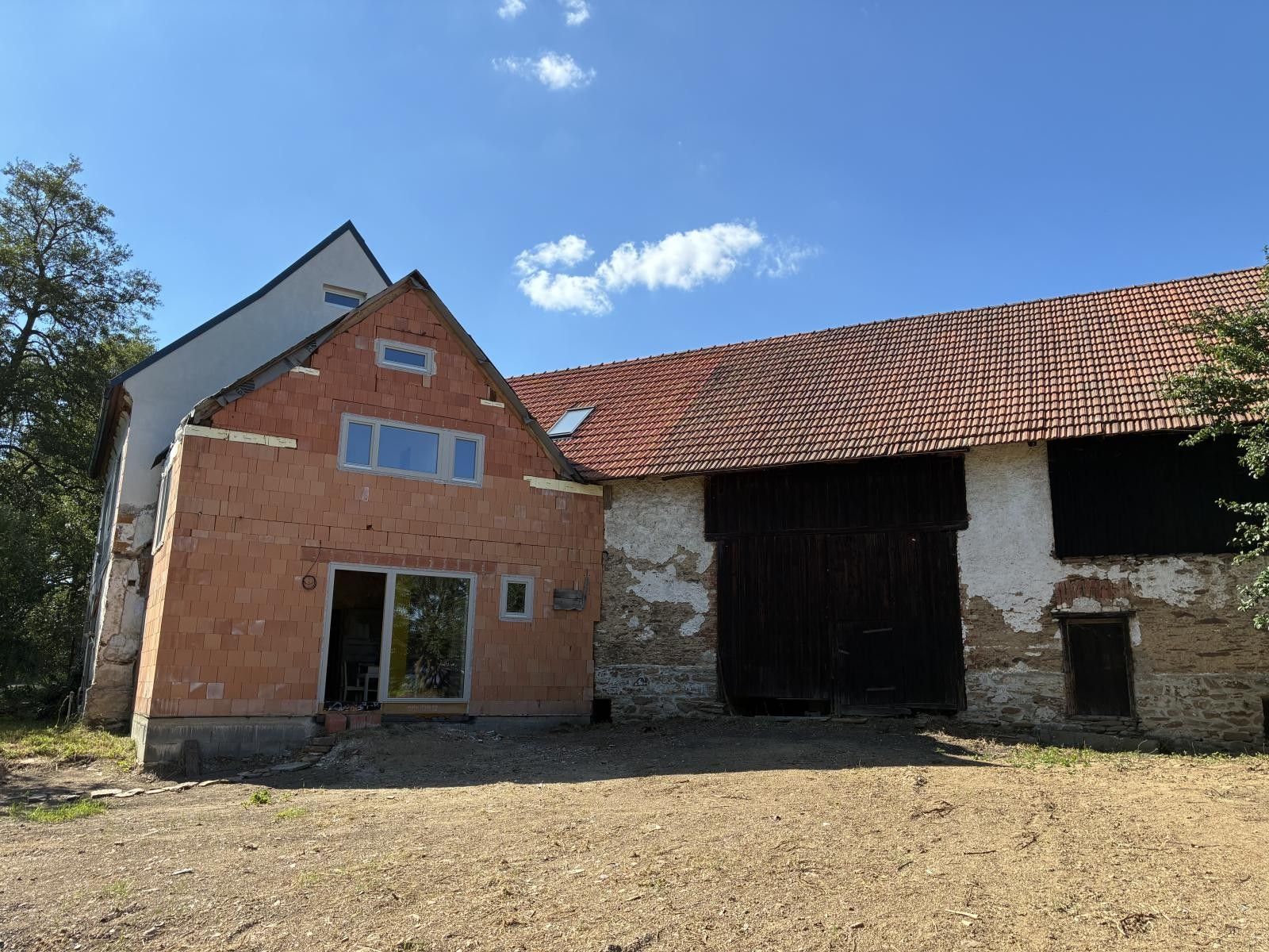 Prodej domu 237 m² - foto 1