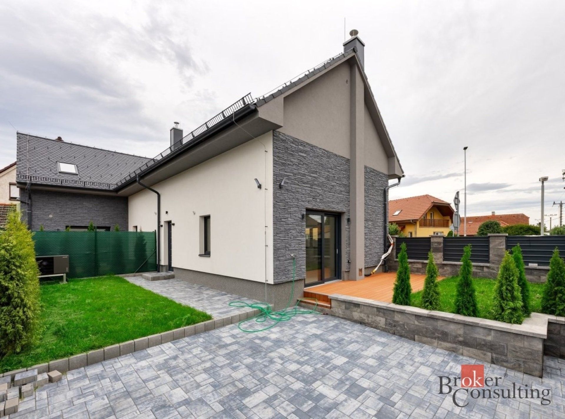 Prodej domu 110 m² - foto 1
