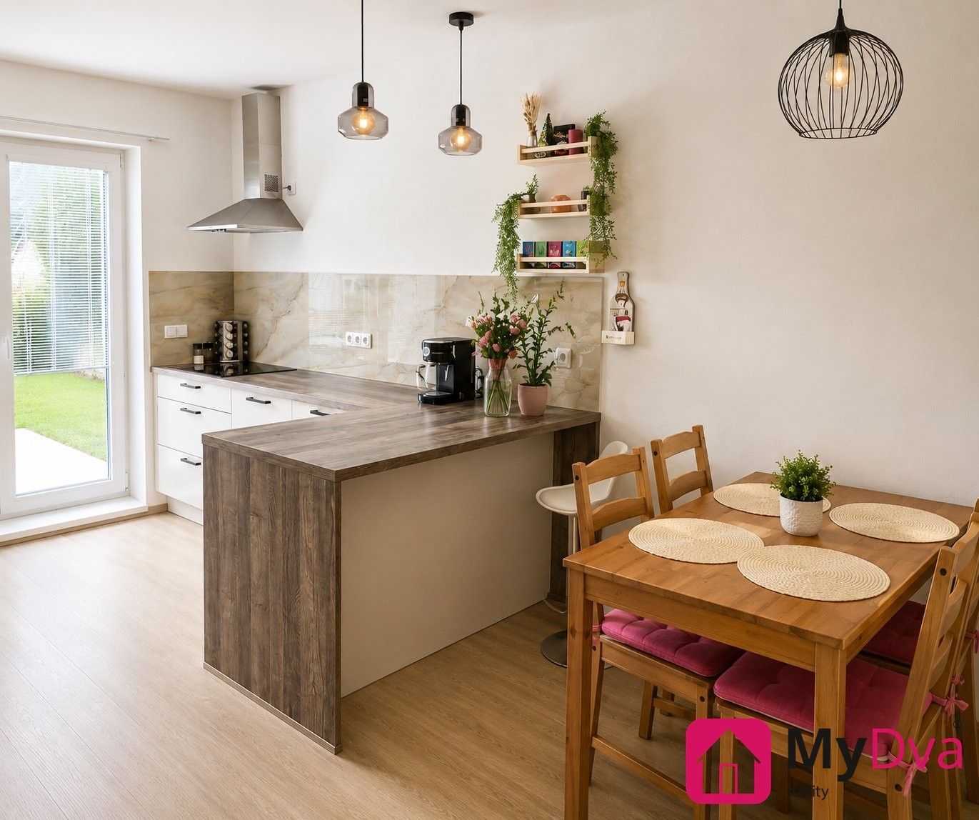Pronájem bytu 1+kk 20 m² - foto 4