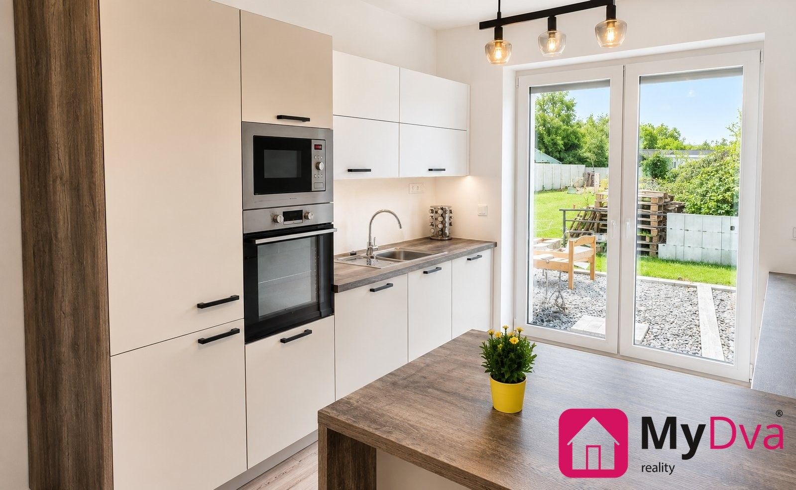 Pronájem bytu 1+kk 20 m² - foto 3