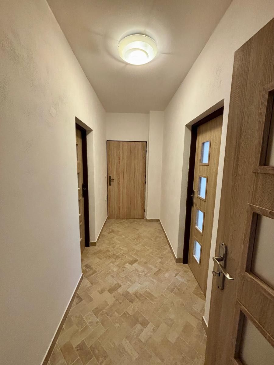 Pronájem bytu 3+kk 61 m² - foto 4