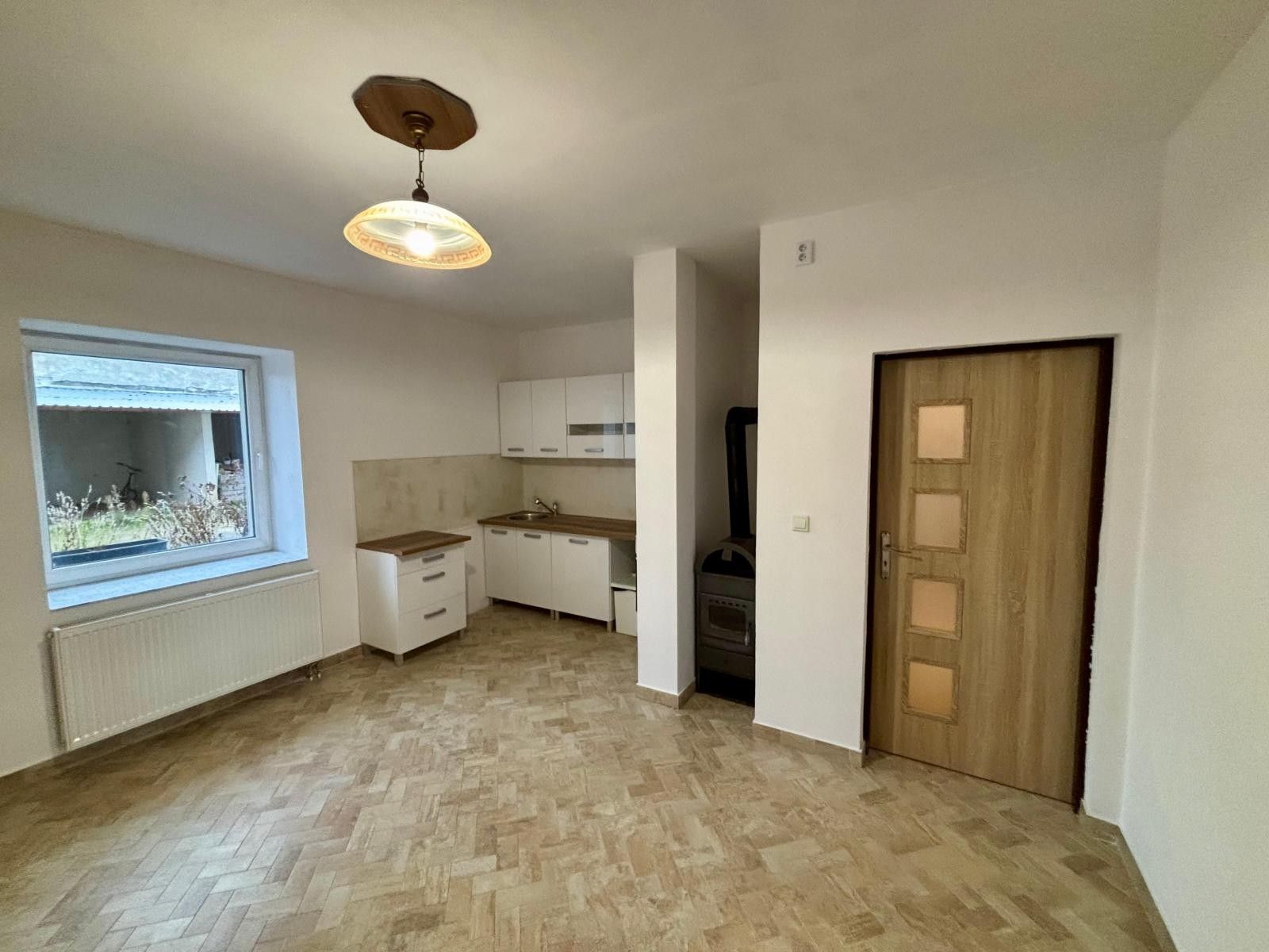 Pronájem bytu 3+kk 61 m² - foto 3